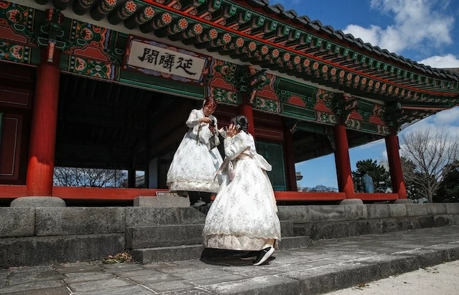 Khách nước ngoài đến Jeju tăng mạnh nhờ một bộ phim Hàn Quốc ăn khách Khách nước ngoài đến Jeju tăng mạnh nhờ một bộ phim Hàn Quốc ăn khách