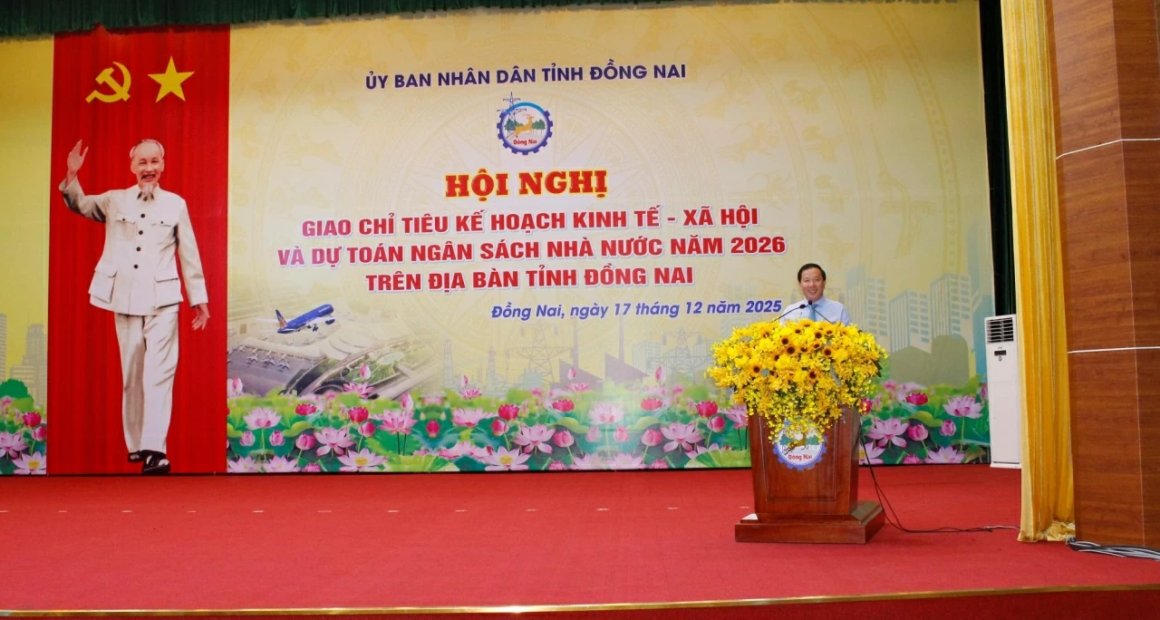 Đồng chí Nguyễn Văn Út, Phó Bí thư Tỉnh ủy, Chủ tịch UBND tỉnh Đồng Nai phát biểu tại hội nghị