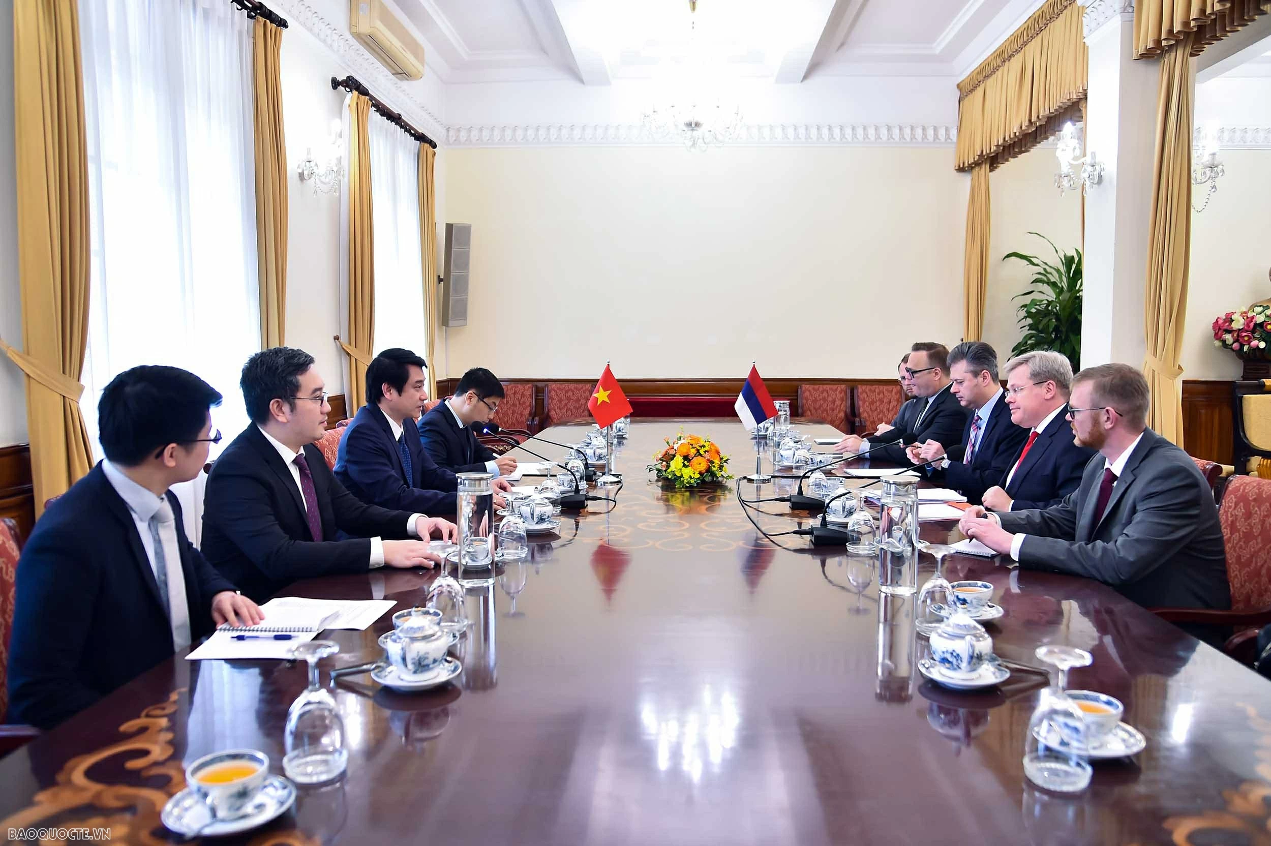 Thứ trưởng Ngoại giao Lê Anh Tuấn tiếp Vụ trưởng Vụ Không phổ biến và kiểm soát vũ khí, Bộ Ngoại giao Nga