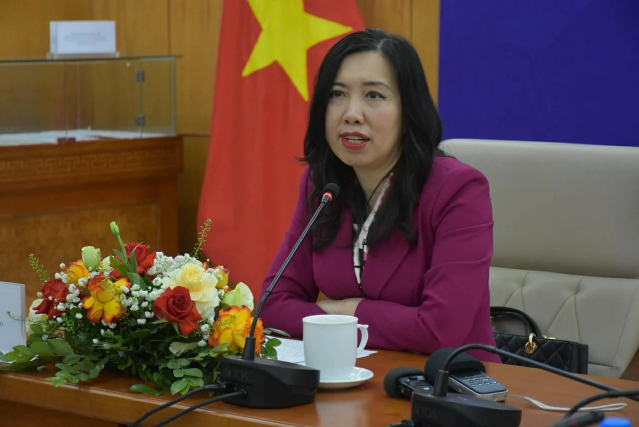 Đánh giá toàn diện về công tác đối với người Việt Nam ở nước ngoài trong hơn 20 năm qua