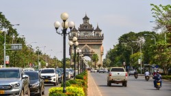 Điểm tin thế giới sáng 23/12: Thái Lan-Campuchia họp nối lại lệnh ngừng bắn, EU nói Trung Quốc quyết định 'phi lý', New Zealand-Ấn Độ ký FTA