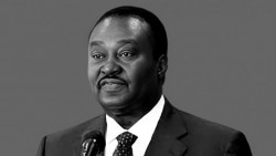 Điện chia buồn nguyên Lãnh đạo Angola từ trần