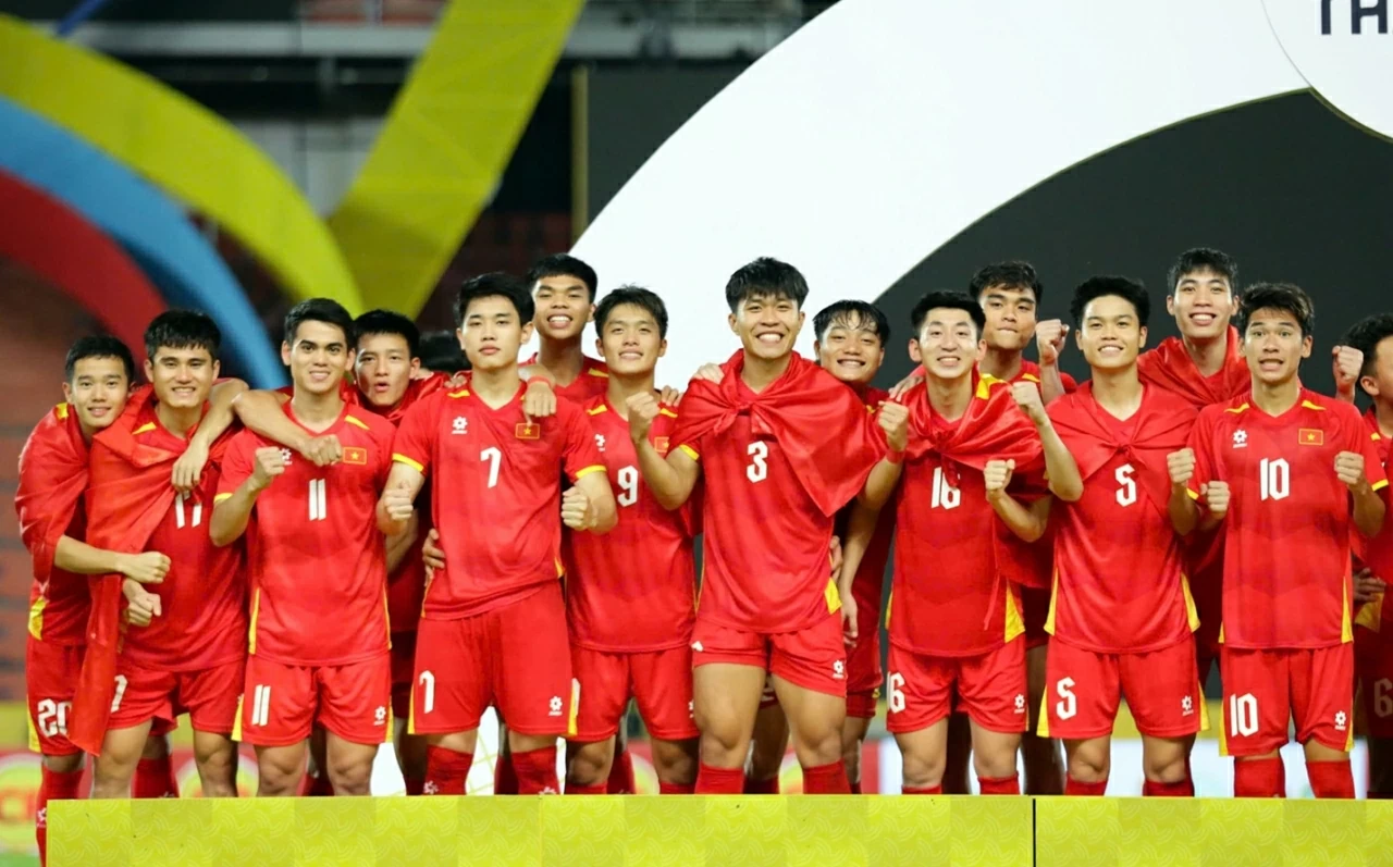 HLV Kim Sang Sik chốt danh sách dự vòng chung kết U23 châu Á 2026 HLV Kim Sang Sik chốt danh sách dự vòng chung kết U23 châu Á 2026