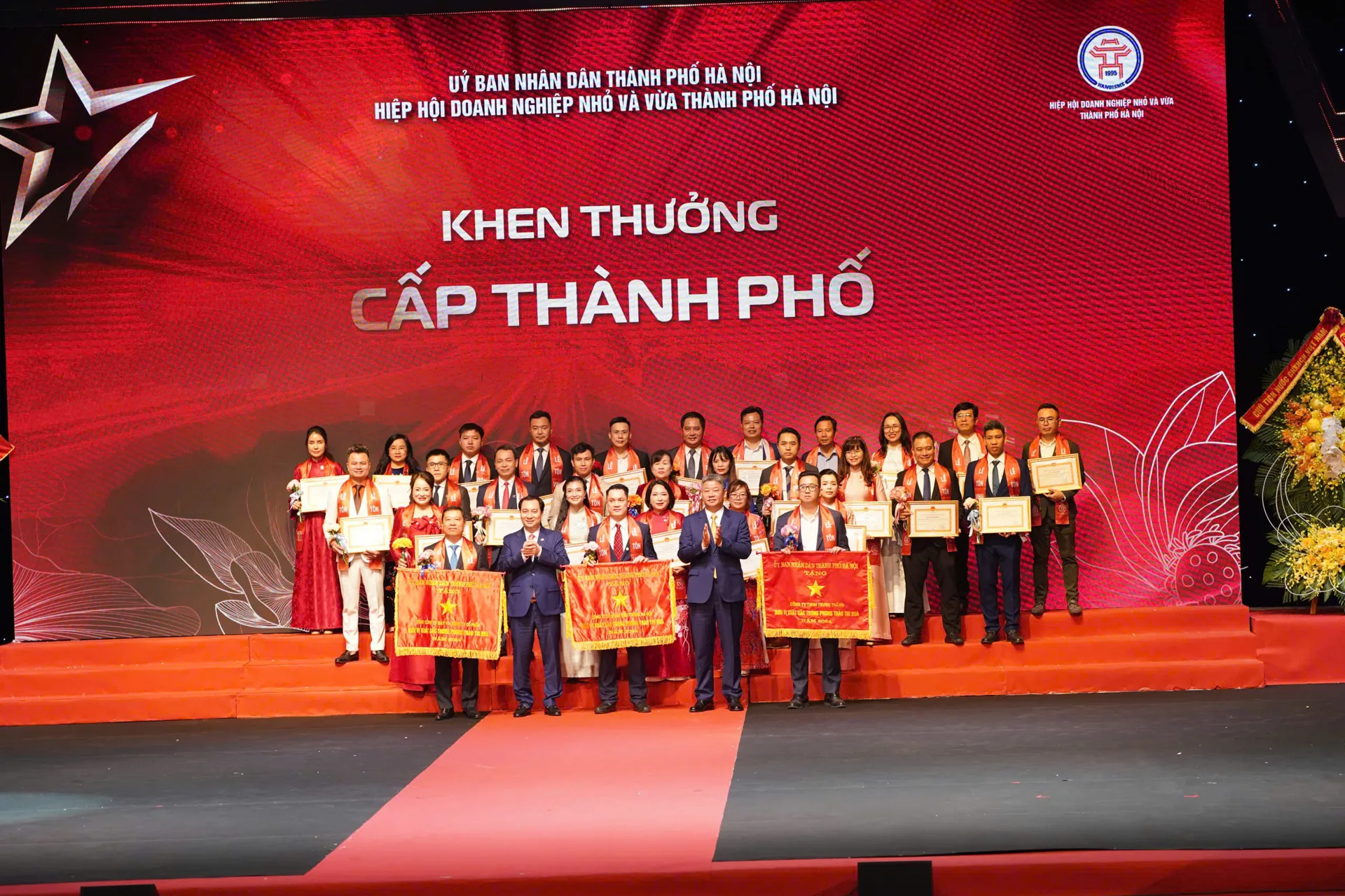 Tôn vinh hơn 100 doanh nhân, doanh nghiệp Thăng Long tiêu biểu 2025