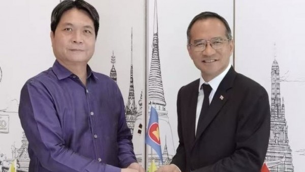 Tổng Lãnh sự quán Việt Nam tiếp nhận vai trò Chủ tịch luân phiên
Lãnh sự đoàn ASEAN tại Quảng Châu (Trung Quốc)