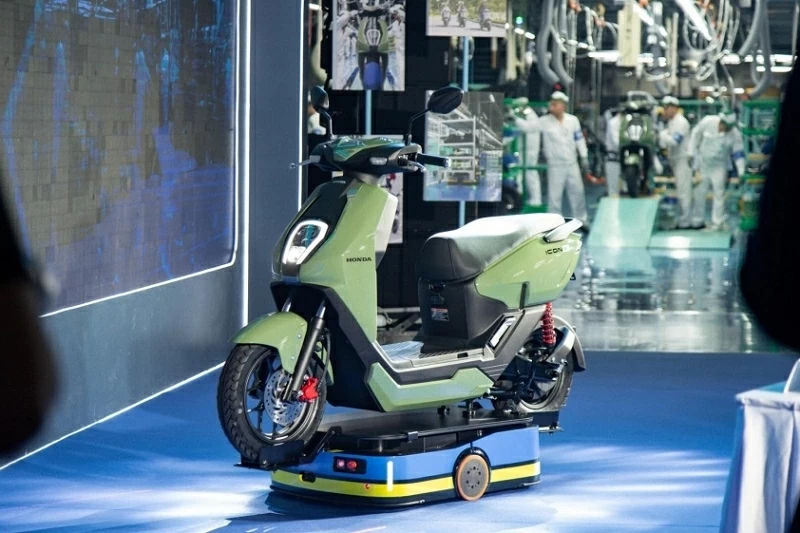 Giá xe Honda ICON e: sau ưu đãi chỉ còn khoảng 17 triệu đồng (chưa bao gồm pin).