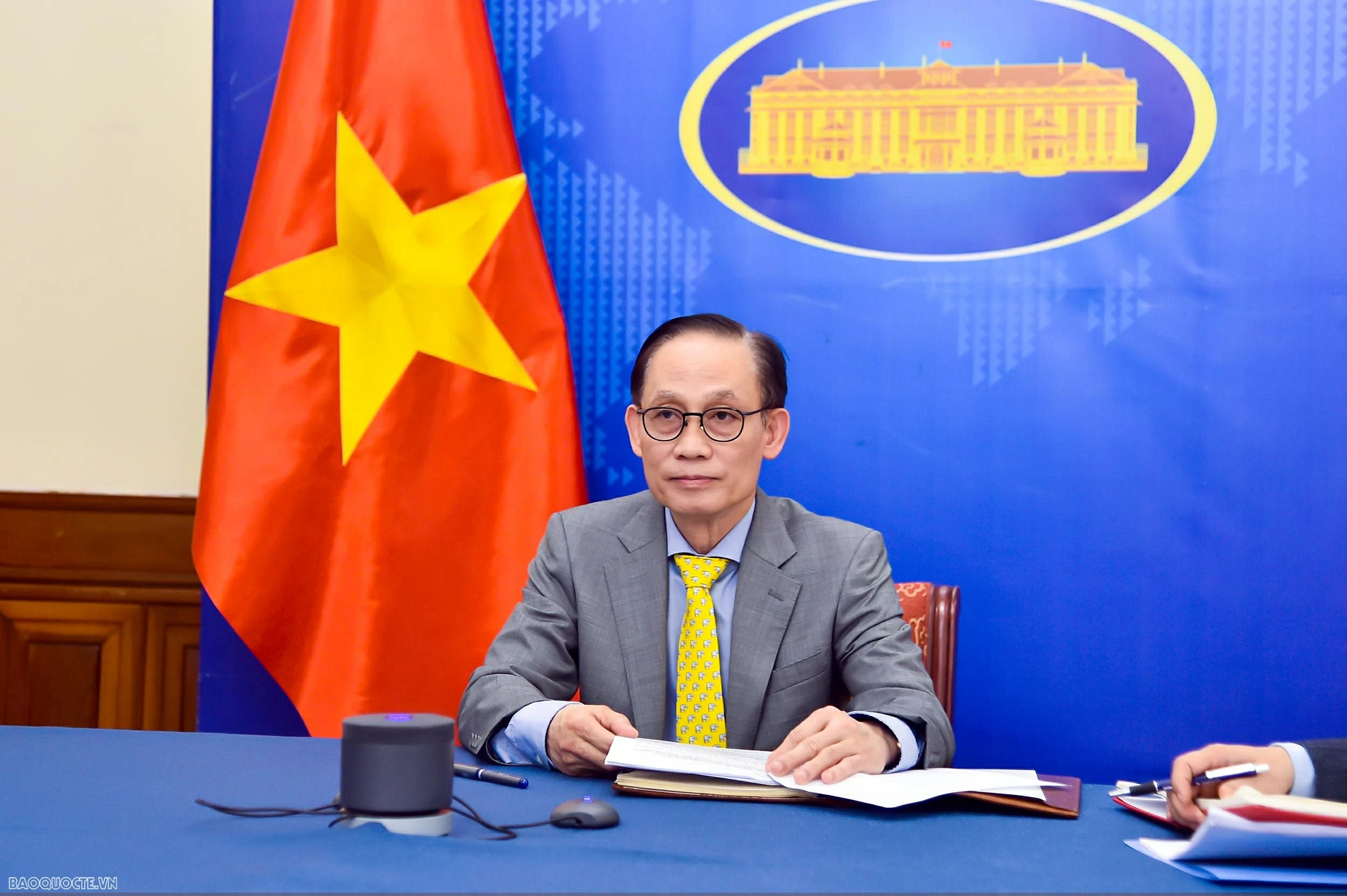 Bộ trưởng Ngoại giao Lê Hoài Trung điện đàm với Bộ trưởng Bộ Châu Âu và Ngoại giao Pháp Bộ trưởng Ngoại giao Lê Hoài Trung điện đàm với Bộ trưởng Bộ châu Âu và Ngoại giao Pháp