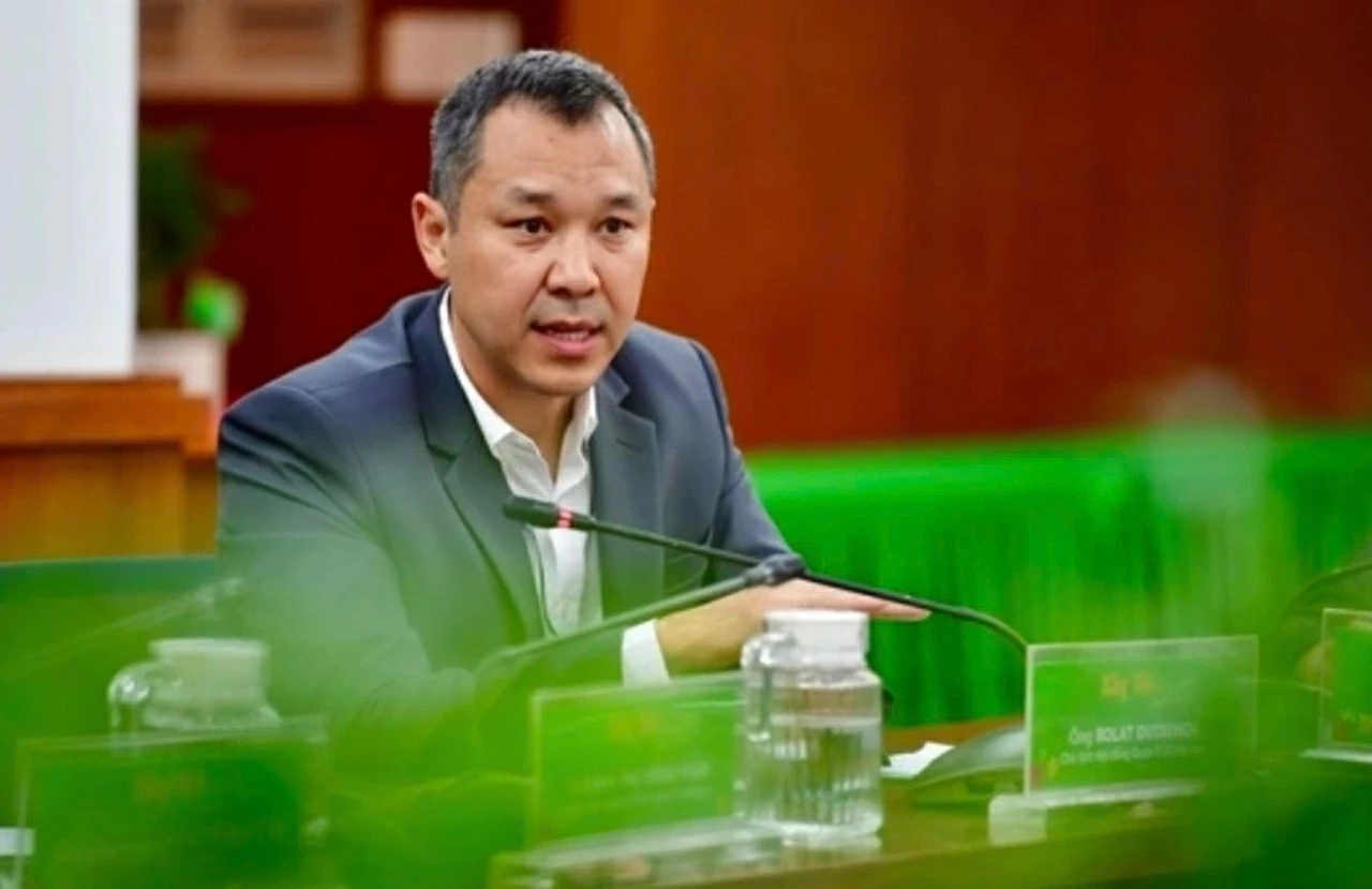 Ông Bolat Duisenov, Chủ tịch Hội đồng quản trị Công ty CP xây dựng Coteccons tại lễ ký kết (ảnh Uyển Nhi)