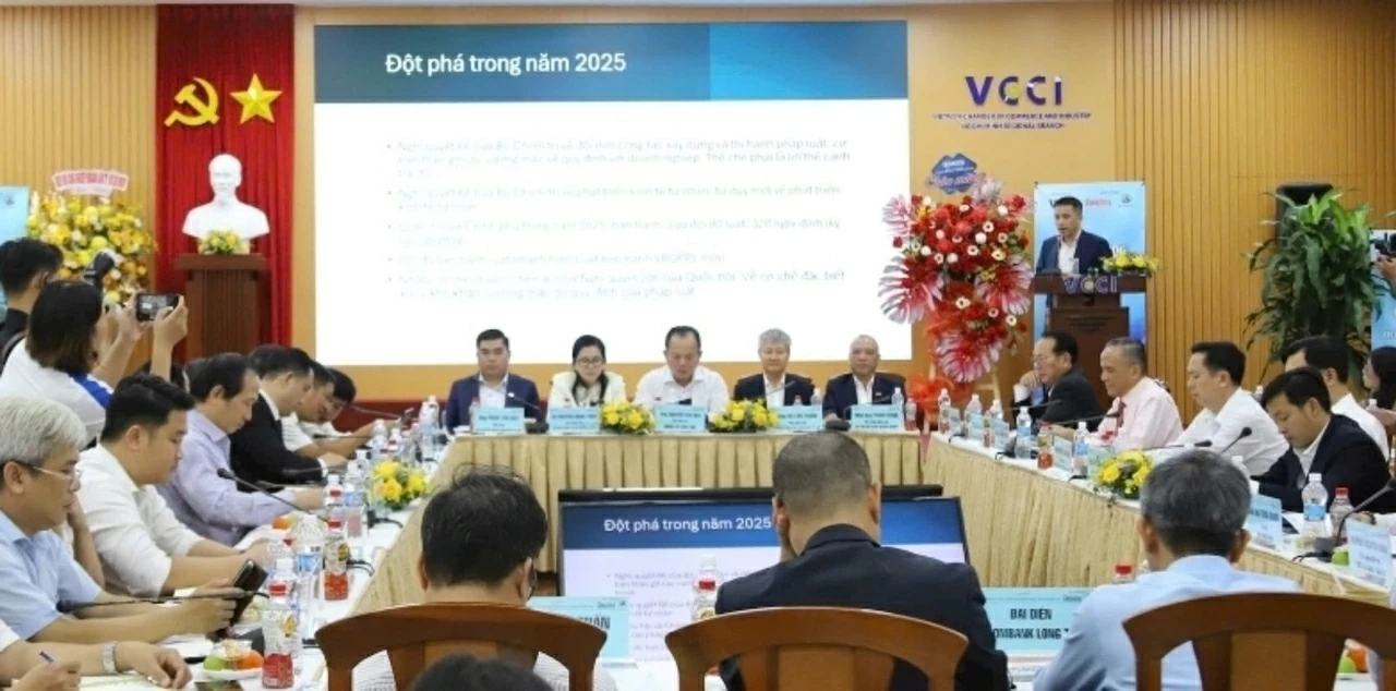 Đầu tư công cần ‘gỡ nút thắt’ để tạo lực bật tăng trưởng 2026–2030 Đầu tư công cần ‘gỡ nút thắt’ để tạo lực bật tăng trưởng 2026–2030