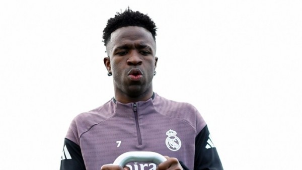 Thượng tầng Real Madrid vẫn tin tưởng Vinicius