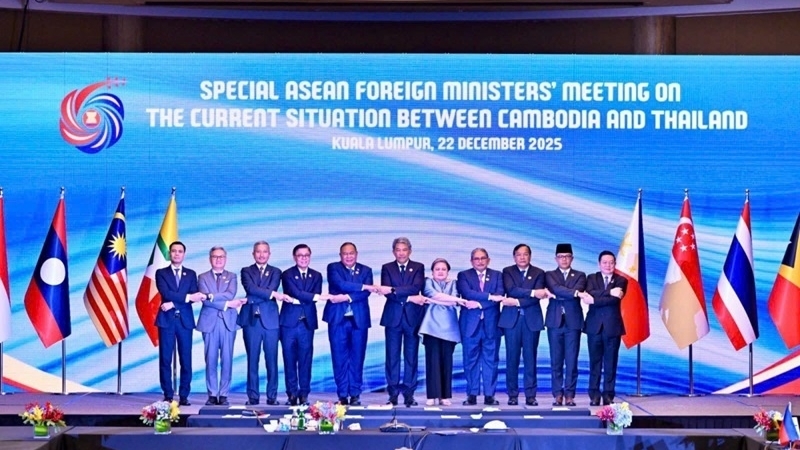 Học giả hàng đầu khu vực nhận định vai trò của ASEAN trong nỗ lực hạ nhiệt căng thẳng Thái Lan-Campuchia