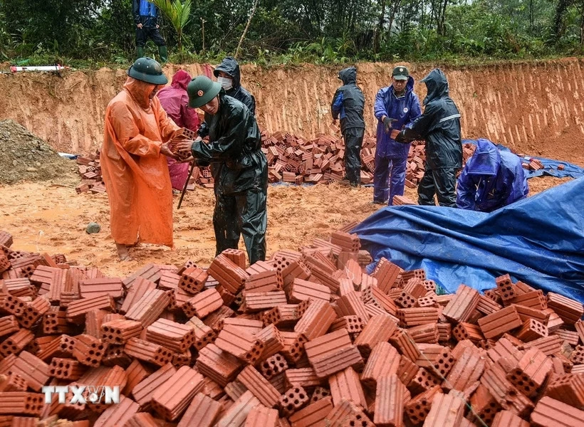 Hưởng ứng toàn diện Chiến dịch Quang Trung, xây dựng, sửa chữa nhà ở vùng ảnh hưởng bởi bão lũ Hưởng ứng toàn diện Chiến dịch Quang Trung, xây dựng, sửa chữa nhà ở vùng ảnh hưởng bởi bão lũ
