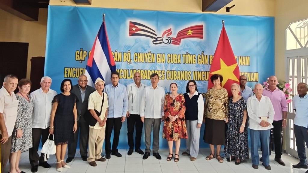 Gặp mặt cựu cán bộ, chuyên gia Cuba gắn bó với Việt Nam