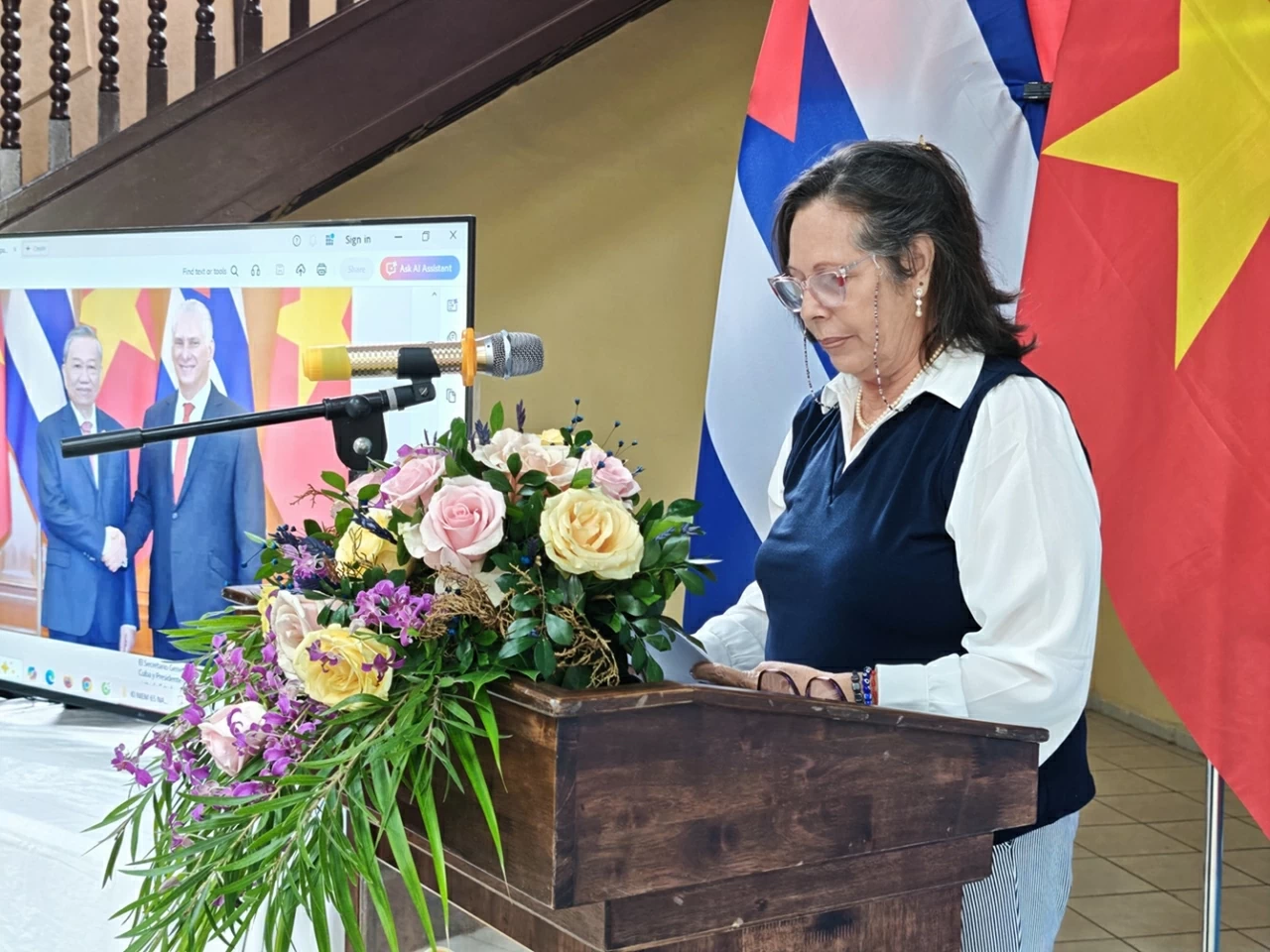 Gặp mặt cựu cán bộ, chuyên gia Cuba gắn bó với Việt Nam Gặp mặt cựu cán bộ, chuyên gia Cuba gắn bó với Việt Nam