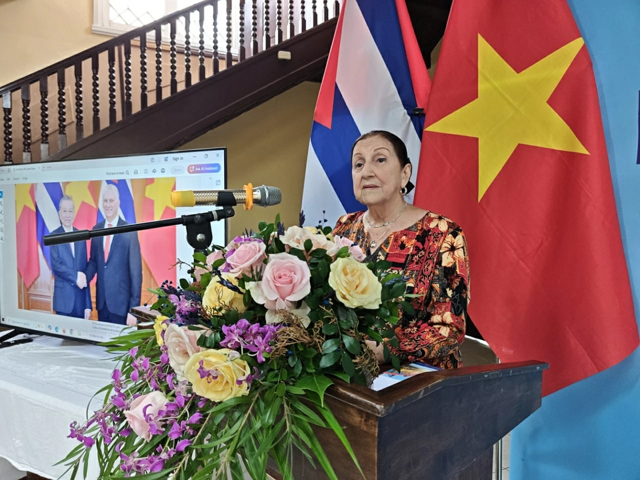 Gặp mặt cựu cán bộ, chuyên gia Cuba gắn bó với Việt Nam Gặp mặt cựu cán bộ, chuyên gia Cuba gắn bó với Việt Nam