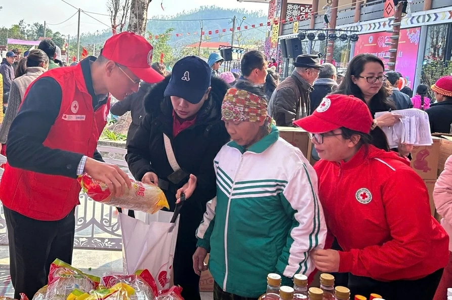 Triển khai phong trào 'Tết Nhân ái' Xuân Bính Ngọ năm 2026 Triển khai phong trào 'Tết Nhân ái' Xuân Bính Ngọ năm 2026