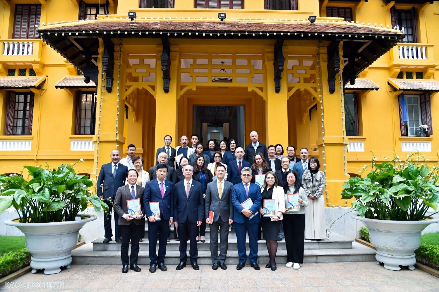 Đặc san 65 năm Việt Nam-Cuba: Tiếp tục lan tỏa tinh thần, giá trị mãi mãi trường tồn của mối quan hệ hữu nghị đặc biệt