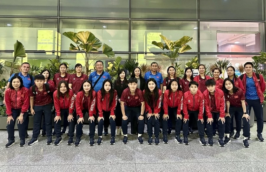 HLV Mai Đức Chung tiếp tục dẫn dắt đội tuyển nữ Việt Nam