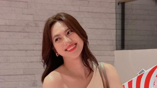 Sao Việt: Hoa hậu Mai Phương Thúy đẹp lạ, Phương Anh Đào tươi tắn dạo phố