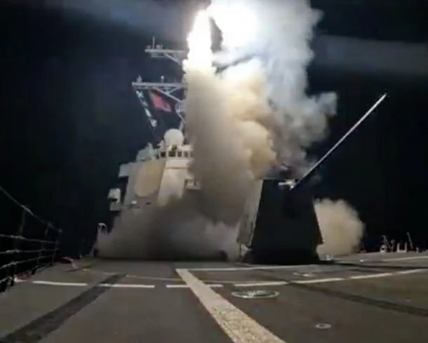 Phản ứng của Nigeria sau các cuộc tấn công chính xác của Mỹ và các mục tiêu khủng bố