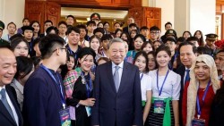 Tổng Bí thư Tô Lâm gặp mặt học sinh, sinh viên, thanh niên dân tộc thiểu số xuất sắc, tiêu biểu