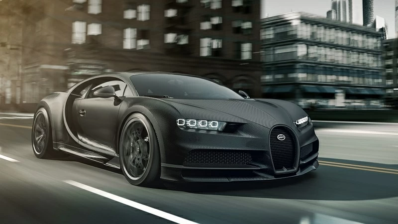 Bugatti Chiron Noire &ndash; gi&aacute; khởi điểm: 3,3 triệu USD.