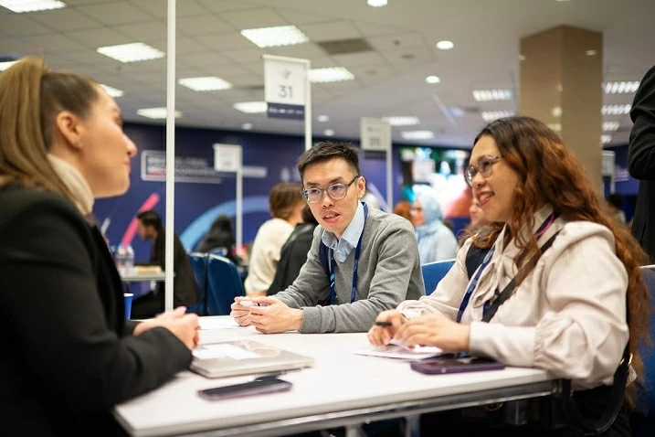 Diễn đàn trao đổi chuyên sâu về xu hướng du lịch MICE toàn cầu