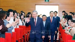 Triển lãm 'Đảng Cộng sản Việt Nam – Từ Đại hội đến Đại hội': Lời nhắc nhở giữ vững niềm tin, khơi dậy khát vọng, đưa đất nước mạnh mẽ, phồn vinh