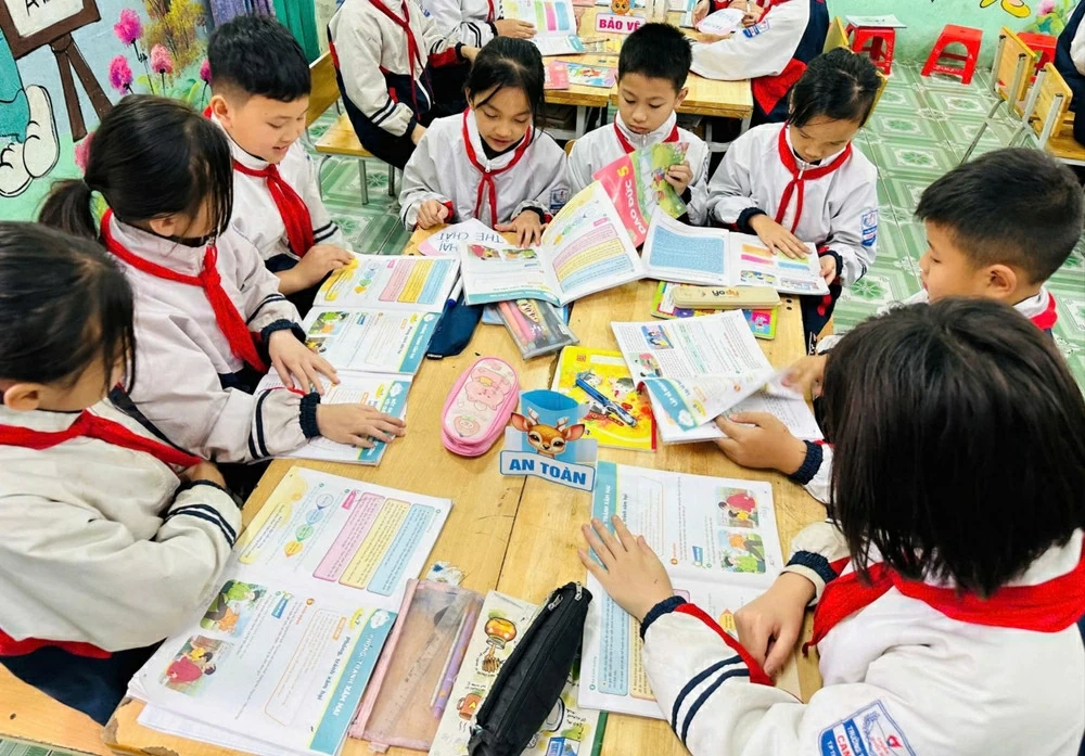 Quyết định chiến lược về sách giáo khoa và vai trò của NXB Giáo dục Việt Nam