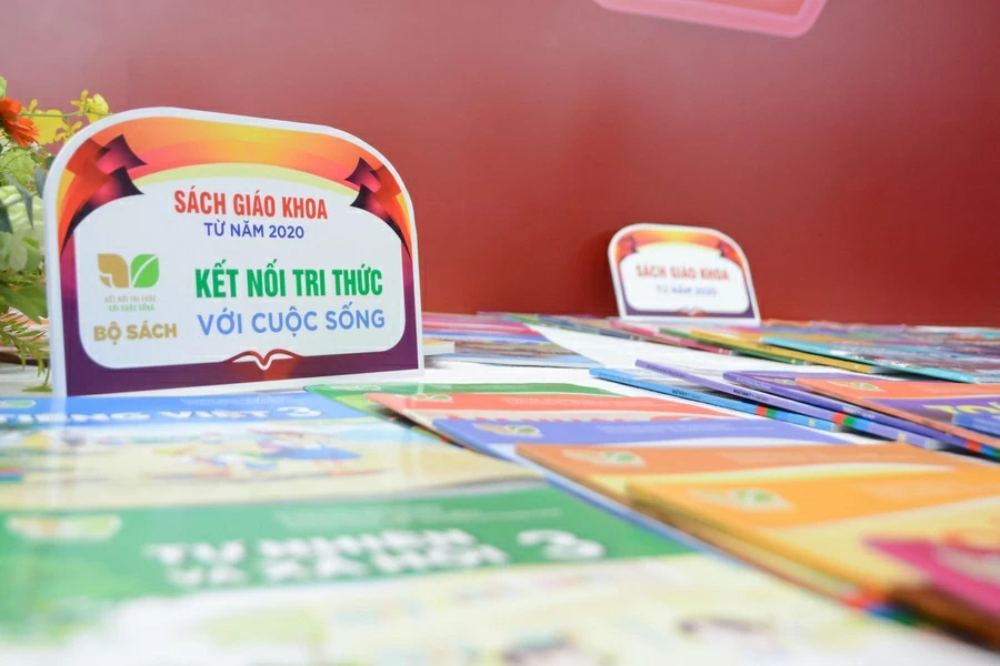 Quyết định chiến lược về sách giáo khoa và vai trò của NXB Giáo dục Việt Nam