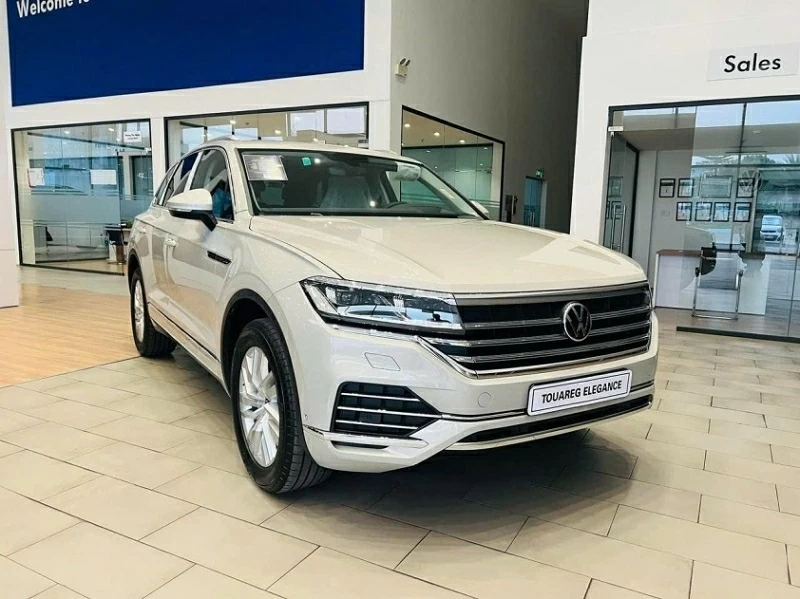 Với biên độ giảm lên tới hàng trăm triệu đồng, Volkswagen Touareg nổi bật như một trong những mẫu xe phổ thông được ưu đãi “khủng” nhất thị trường hiện nay.
