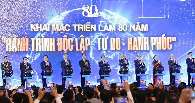 Công bố 10 sự kiện văn hóa, thể thao và du lịch tiêu biểu năm 2025 Nhìn lại 10 sự kiện văn hóa, thể thao và du lịch tiêu biểu năm 2025