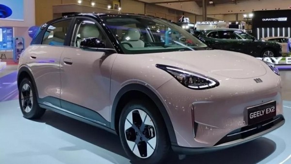 Cận cảnh xe điện giá rẻ Geely EX2 ra mắt tại Indonesia, giá từ 366 triệu đồng
