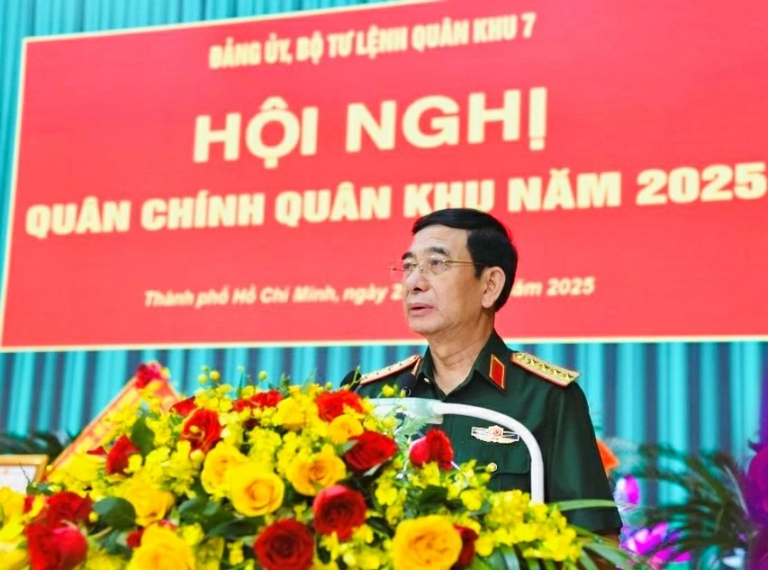 Đại tướng Phan Văn Giang phát biểu chỉ đạo hội nghị. (Nguồn: SGGP)