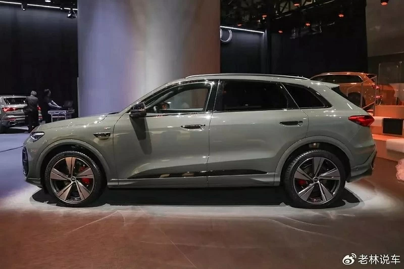 Audi Q5L 2026 được x&acirc;y dựng tr&ecirc;n nền tảng PPC (Premium Platform Combustion) thế hệ mới của Audi.