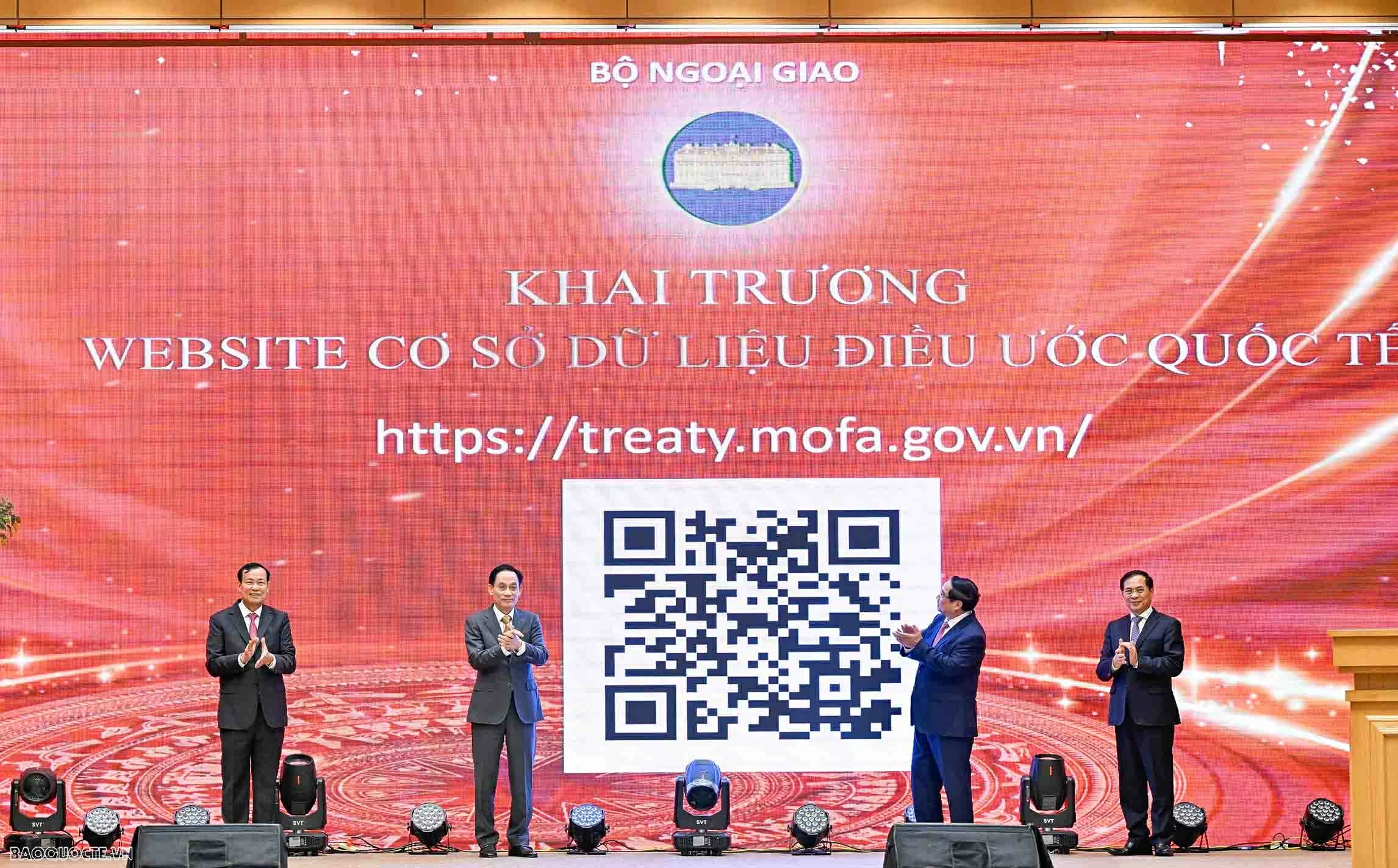 Thủ tướng Phạm Minh Chính dự khai trương Cơ sở dữ liệu quốc gia về điều ước quốc tế của Bộ Ngoại giao: Bước chuyển từ tư duy quản lý sang phục vụ
