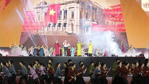 Nghị quyết 80 của Bộ Chính trị về phát triển văn hoá Việt Nam