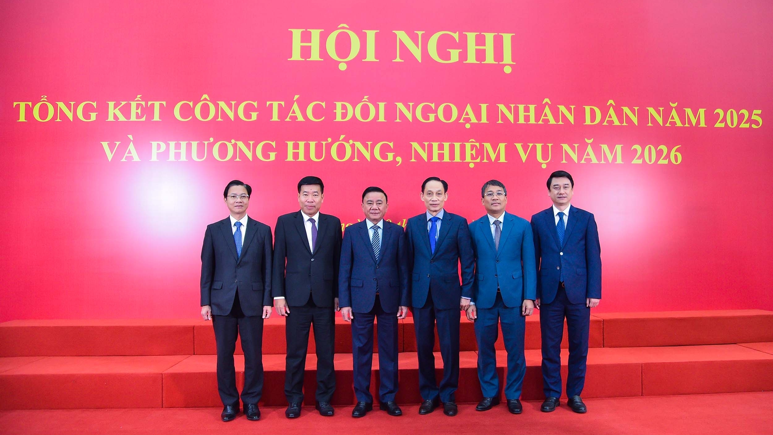 Uỷ viên Bộ Chính trị, Thường trực Ban Bí thư Trần Cẩm Tú dự Hội nghị tổng kết công tác đối ngoại nhân dân năm 2025 và phương hướng, nhiệm vụ năm 2026