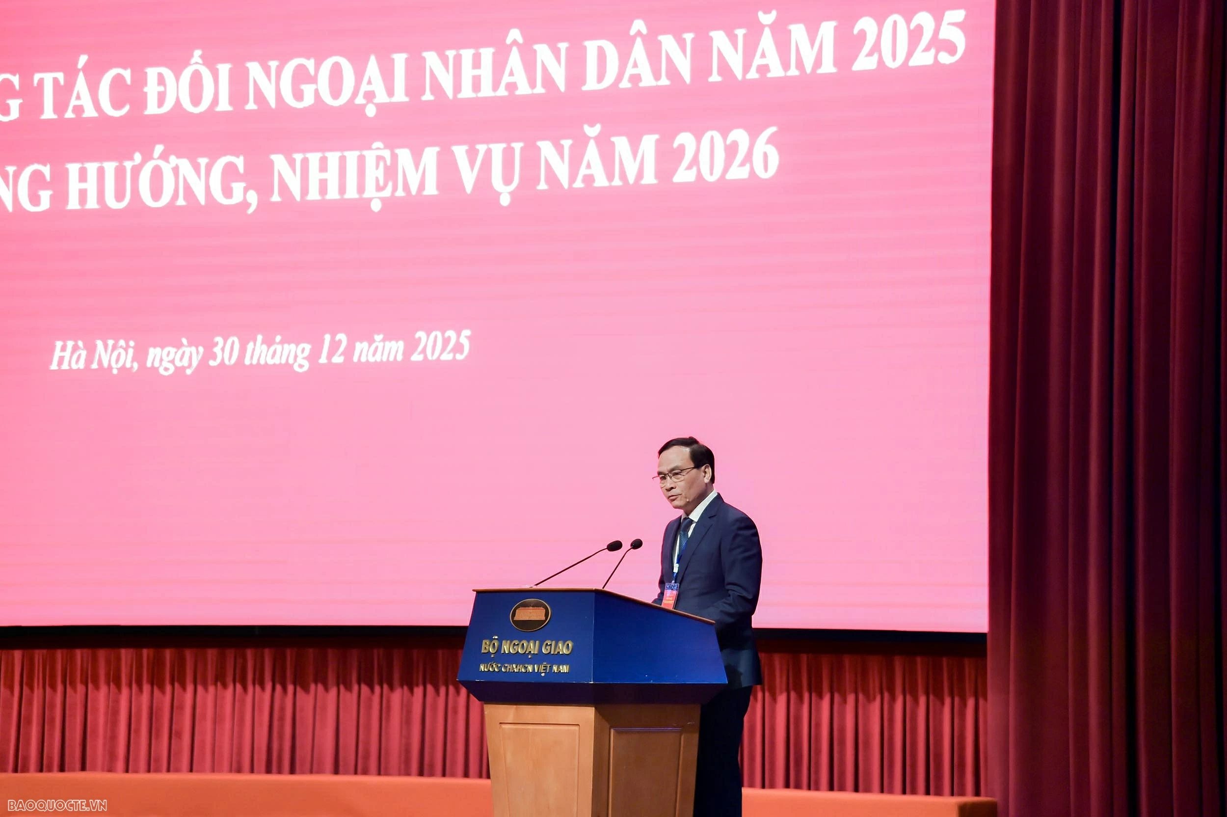 Sáng nay (30/12), diễn ra Hội nghị tổng kết công tác đối ngoại nhân dân năm 2025 và phương hướng, nhiệm vụ năm 2026 Sáng nay (30/12), diễn ra Hội nghị tổng kết công tác đối ngoại nhân dân năm 2025 và phương hướng, nhiệm vụ năm 2026