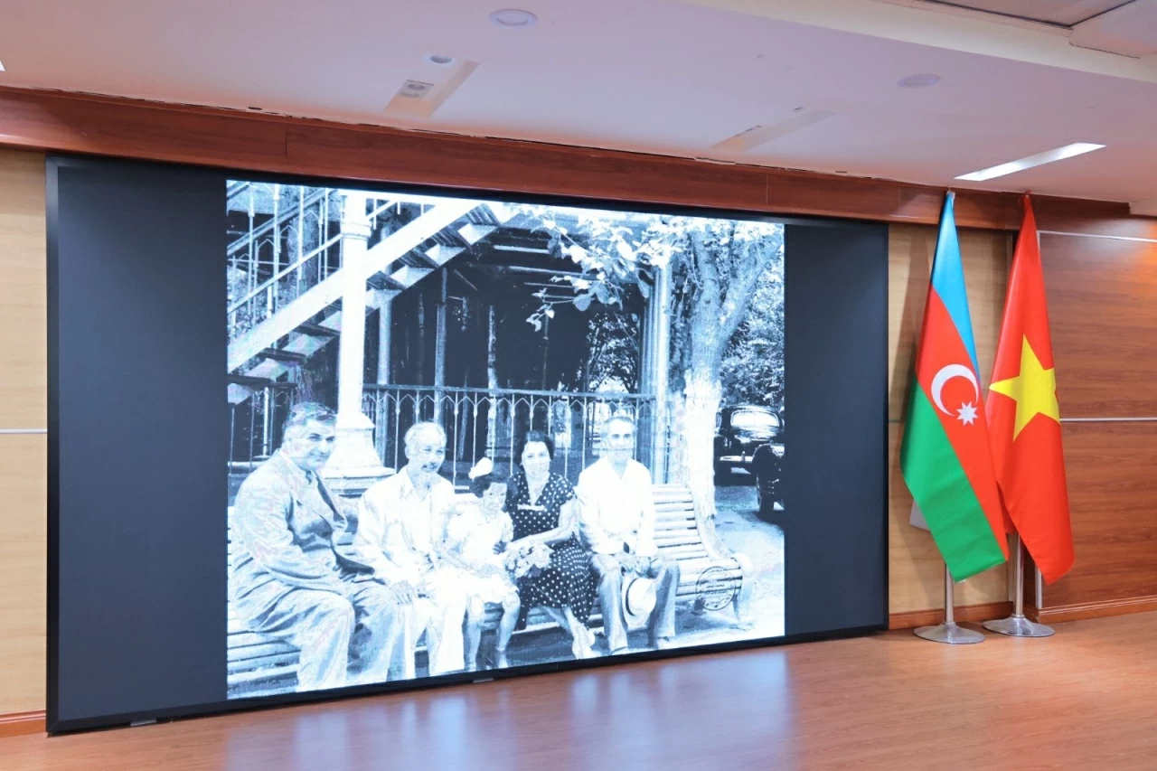 Kỷ niệm quan hệ đối tác chiến lược Việt Nam-Azerbaijan