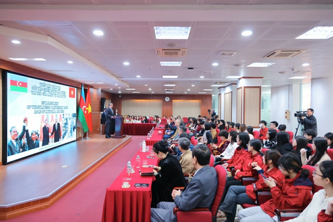 Kỷ niệm quan hệ đối tác chiến lược Việt Nam-Azerbaijan Kỷ niệm quan hệ đối tác chiến lược Việt Nam-Azerbaijan