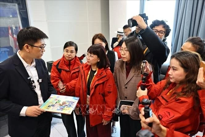 Thắt chặt hợp tác truyền thông giữa Việt Nam với hai địa phương Quảng Tây và Quảng Đông của Trung Quốc