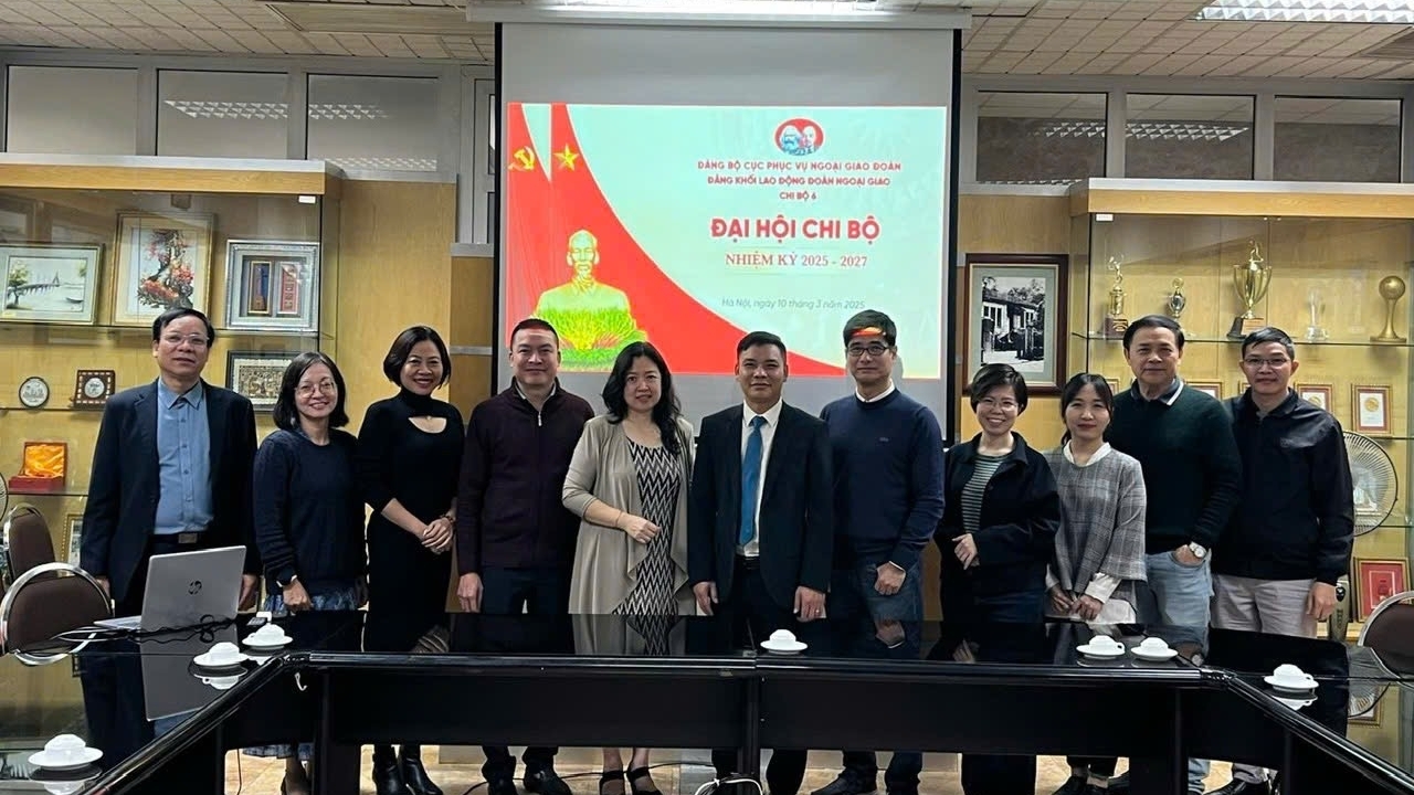 Đảng bộ bộ phận khối lao động đoàn ngoại giao nỗ lực xây dựng tổ chức Đảng ngày càng vững mạnh