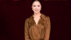 Hồng Diễm lên đồ thanh lịch, Ngô Kiến Huy trẻ trung tuổi U40