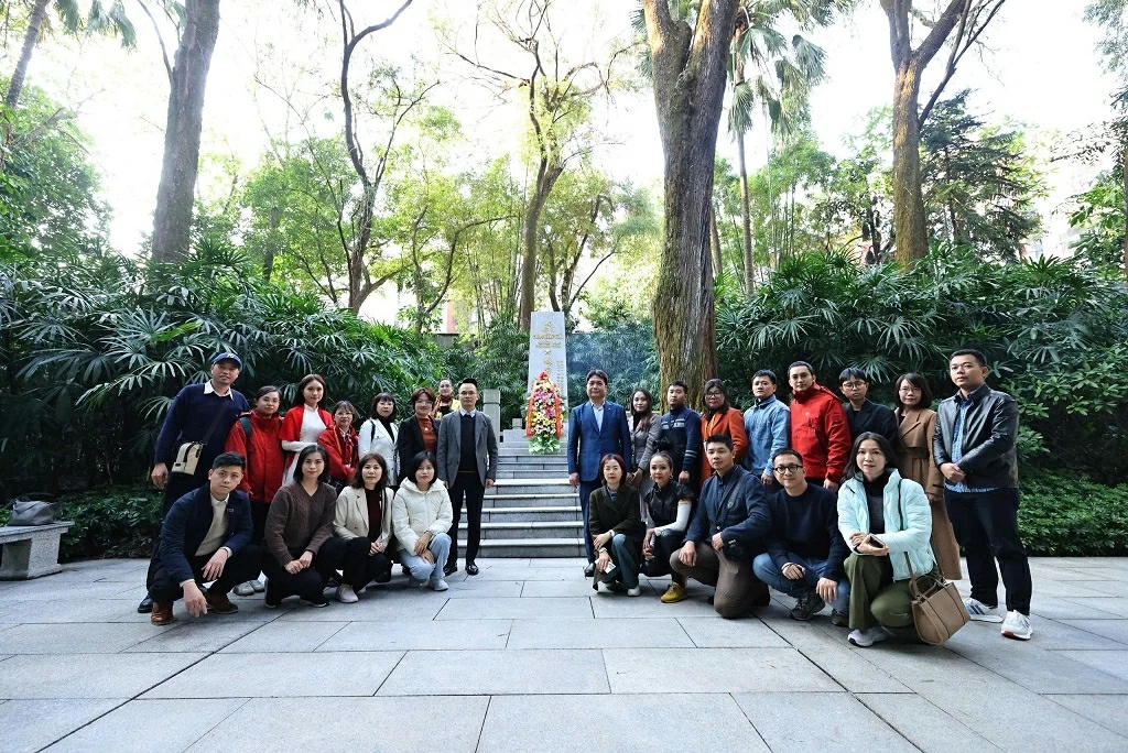 Để giao lưu nhân văn Việt-Trung ngày càng sâu sắc hơn, gắn kết chặt chẽ hơn Để giao lưu nhân văn Việt-Trung ngày càng sâu sắc hơn, gắn kết chặt chẽ hơn