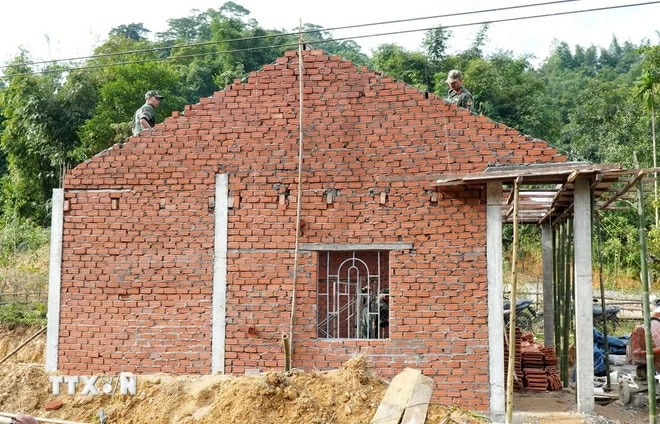 Chiến dịch Quang Trung: Những mái nhà thấm đượm tình dân quân ở Tây Trà, Quảng Ngãi Chiến dịch Quang Trung: Những mái nhà thấm đượm tình dân quân ở Tây Trà, Quảng Ngãi