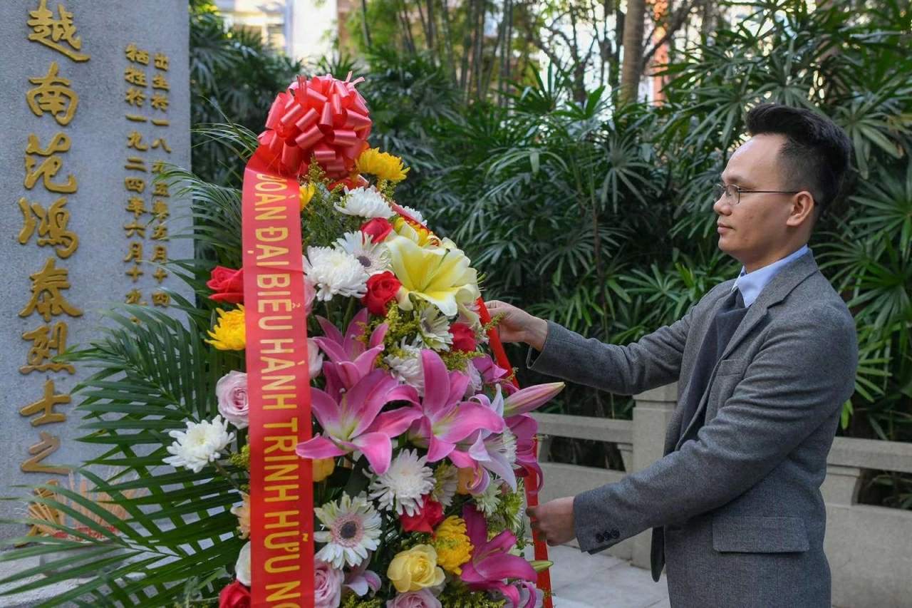 Để thế hệ trẻ tiếp tục là những người giữ lửa cho tình hữu nghị Việt Nam-Trung Quốc Để thế hệ trẻ tiếp tục là những người giữ lửa cho tình hữu nghị Việt Nam-Trung Quốc