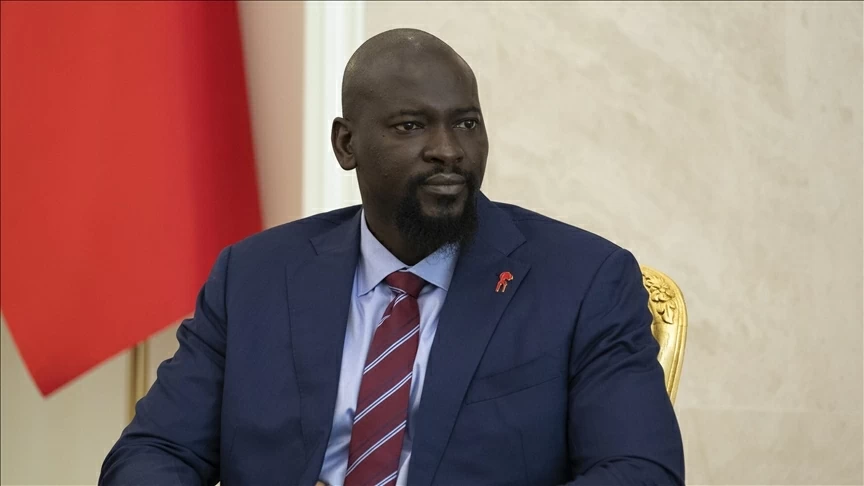 Guinea: Lãnh đạo chính quyền quân sự đắc cử tổng thống