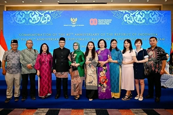 Vun đắp tình hữu nghị bền vững Việt Nam-Indonesia Vun đắp tình hữu nghị bền vững Việt Nam-Indonesia