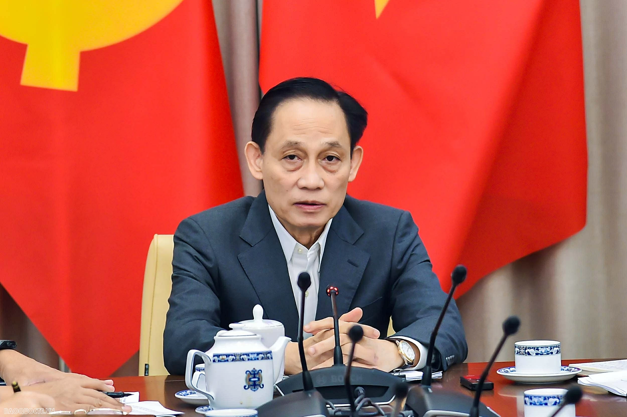 Cuộc họp triển khai công tác phục vụ Đại hội đại biểu toàn quốc lần thứ XIV của Bộ Ngoại giao Bộ Ngoại giao họp triển khai công tác phục vụ Đại hội đại biểu toàn quốc lần thứ XIV của Đảng